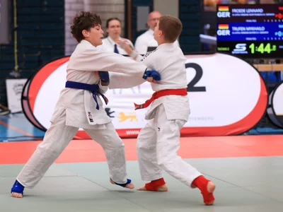Bei der Süddeutschen Ju-Jutsu-Meisterschaft qualifizierte sich Mykhailo Trufen (links) für die Deutsche Meisterschaft im Mai.